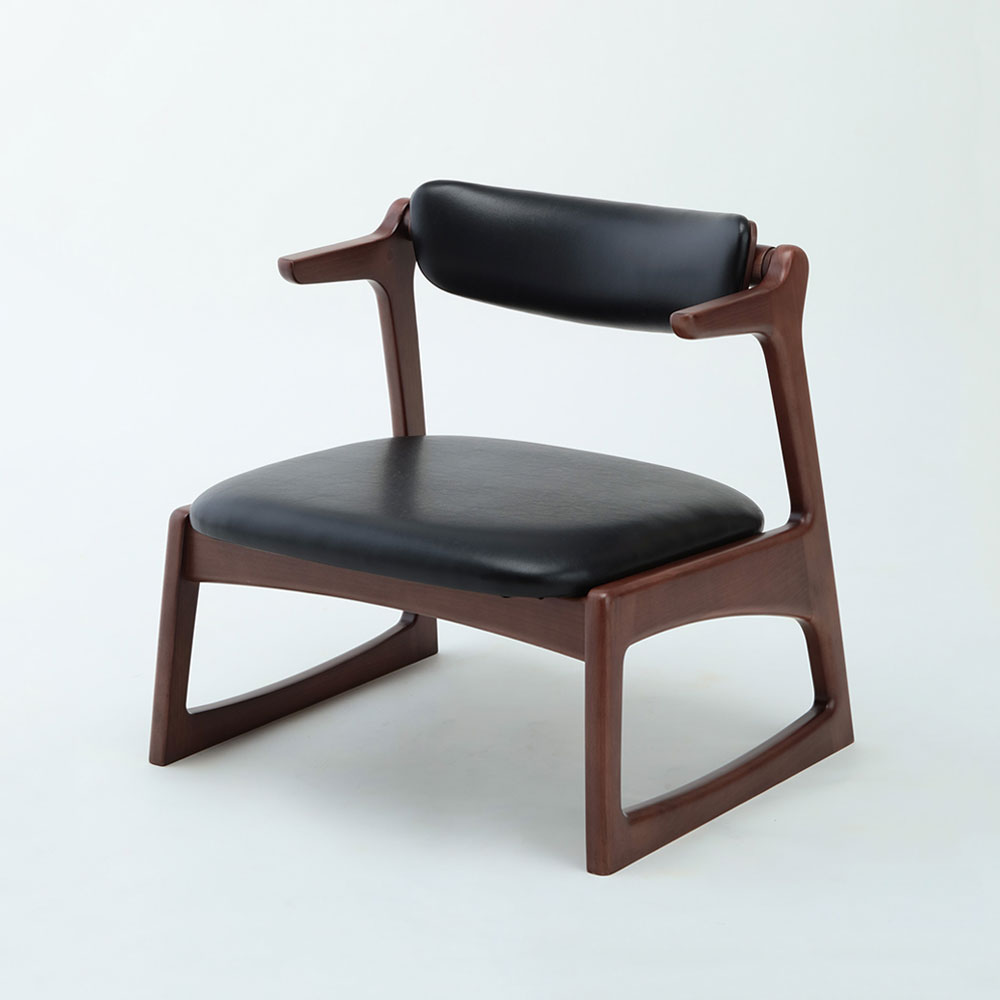 起立木工 中座椅子「キャスパー2 300B-BK」PVCブラック | 大塚家具