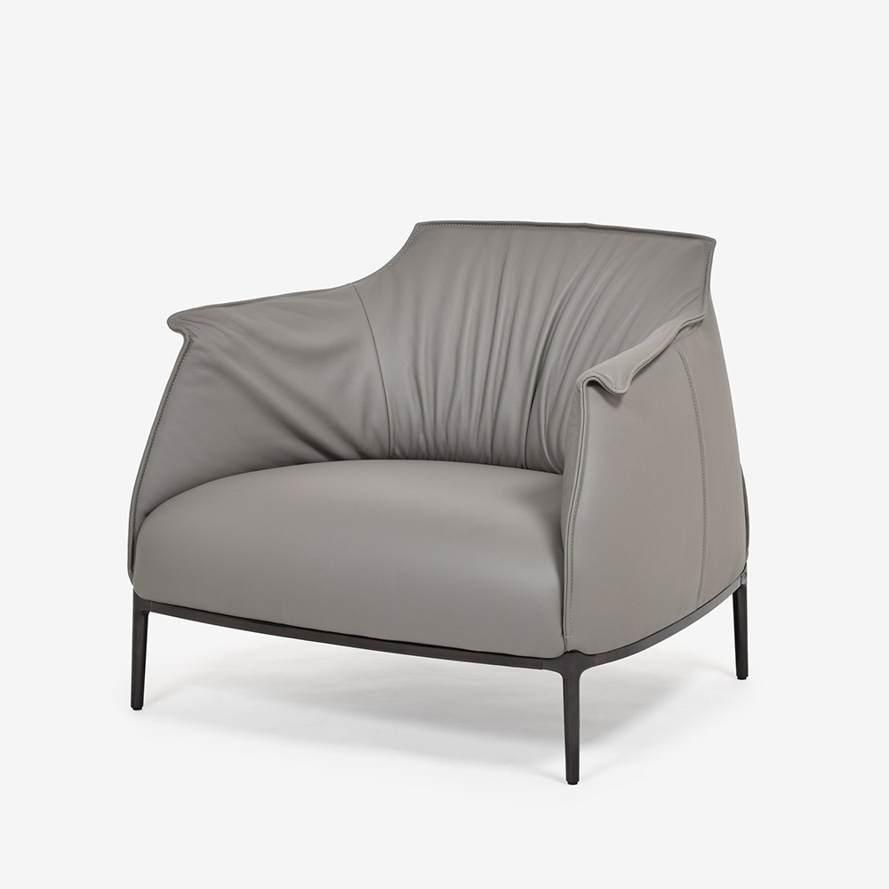 PoltronaFrau(ポルトローナ・フラウ)アームチェア「アーチボルドラージ」革トープ色 #SC26Topo【お手入れキットの特典付き】