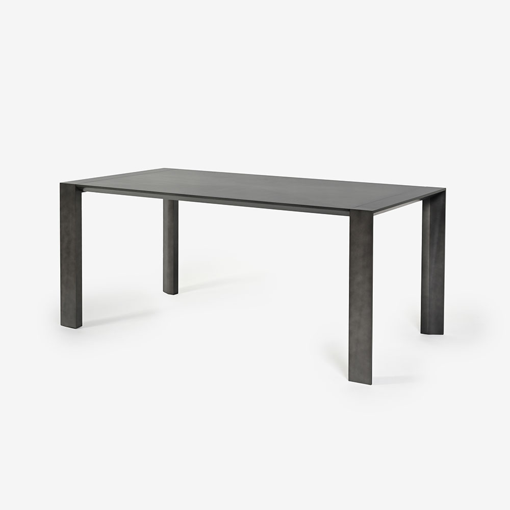 ダイニングテーブル「デコレ2」バスウッド材シルバーブラック色 艶消し 全3サイズ【受注生産品】