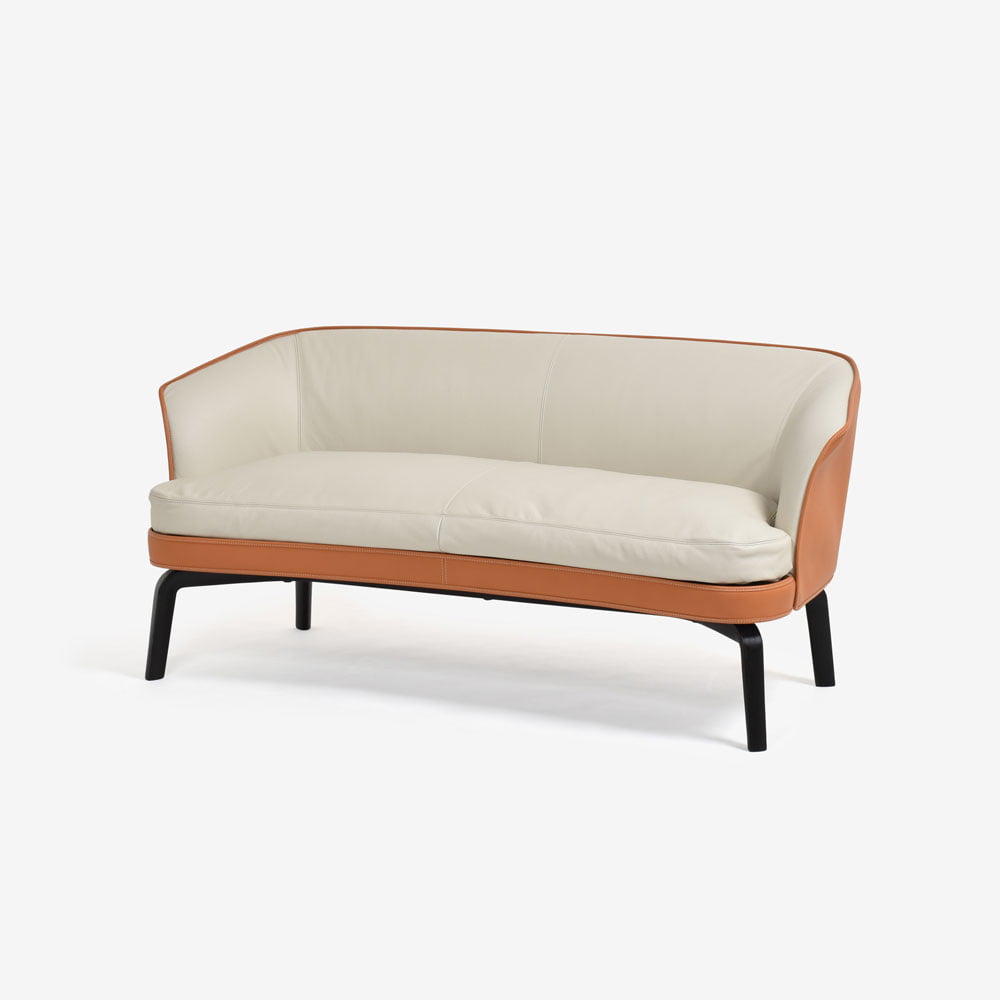 PoltronaFrau(ポルトローナ・フラウ)ソファ「ニヴォラ」幅169cm 革スタッコ色/キャメル色【お手入れキットの特典付き】