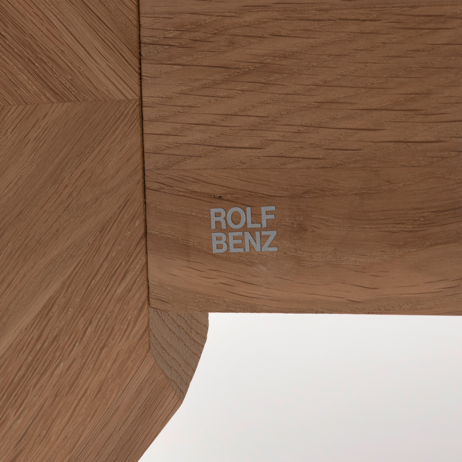 ROLF BENZ（ロルフベンツ）ダイニングテーブル「965」円形 直径110cm オーク材 オイル