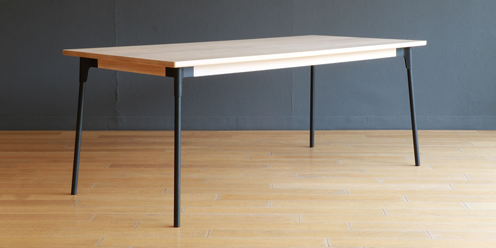 テーブル「デュアル」ホワイトアッシュ材ナチュラル色スチール脚ブラック